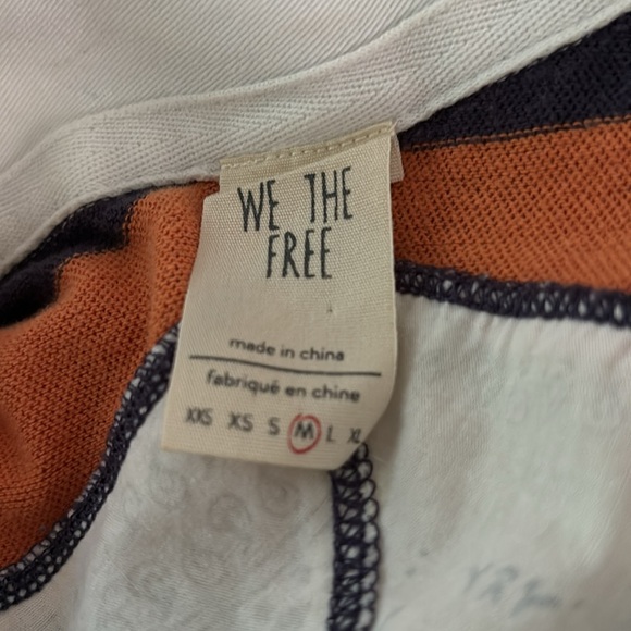 We The Free.  Cropped, Lt wt rugby with super cool back (like a bandana, soft) - Picture 5 of 5